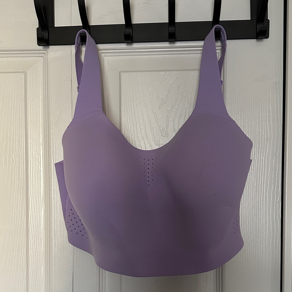 Seamless Purple Women's Sports Bra